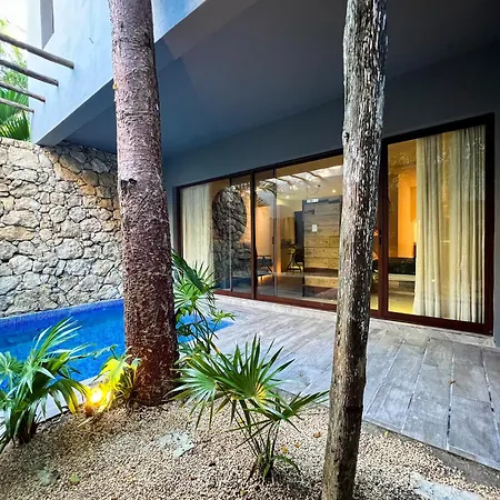 Kuun Taak Tulum