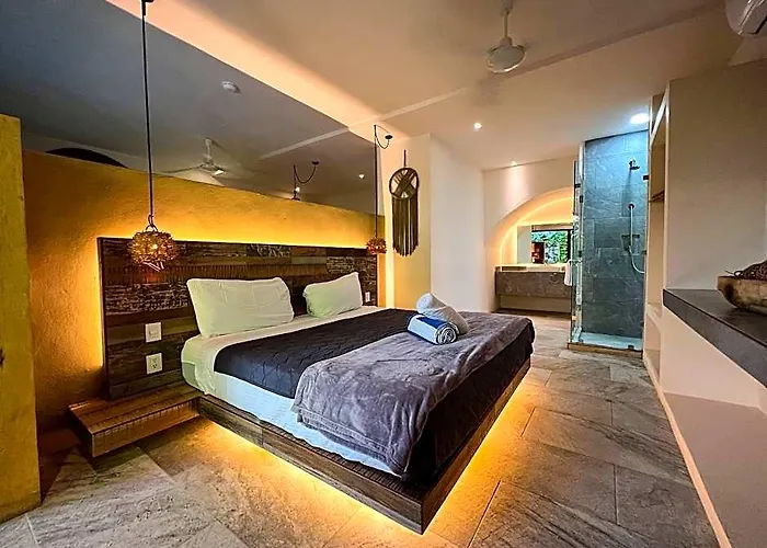 Hotel Kuun Taak 3*